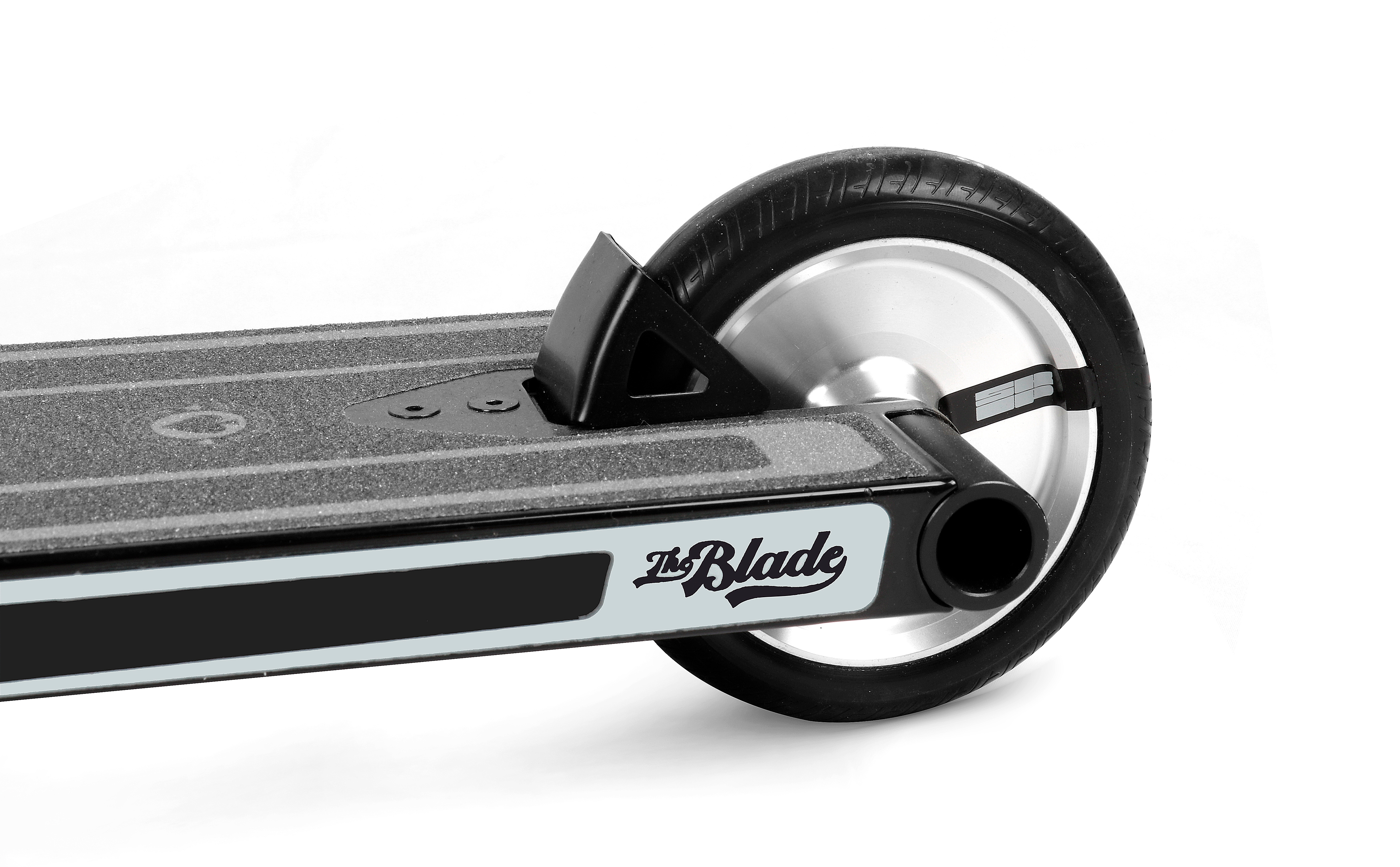 Самокат SKIP BLADE черный